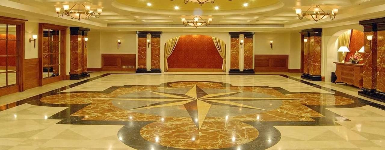 The Imperial Palace Rajkot Luaran gambar