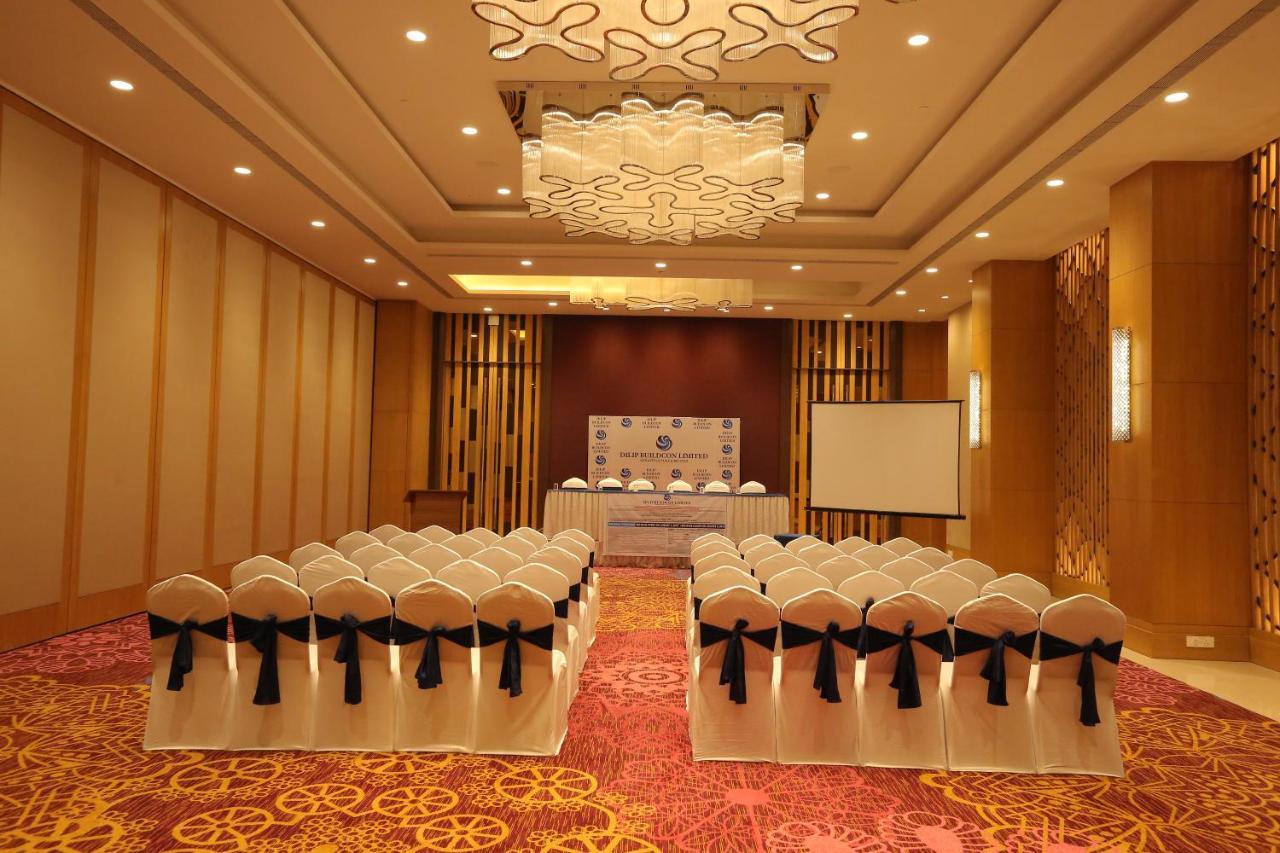 The Imperial Palace Rajkot Luaran gambar