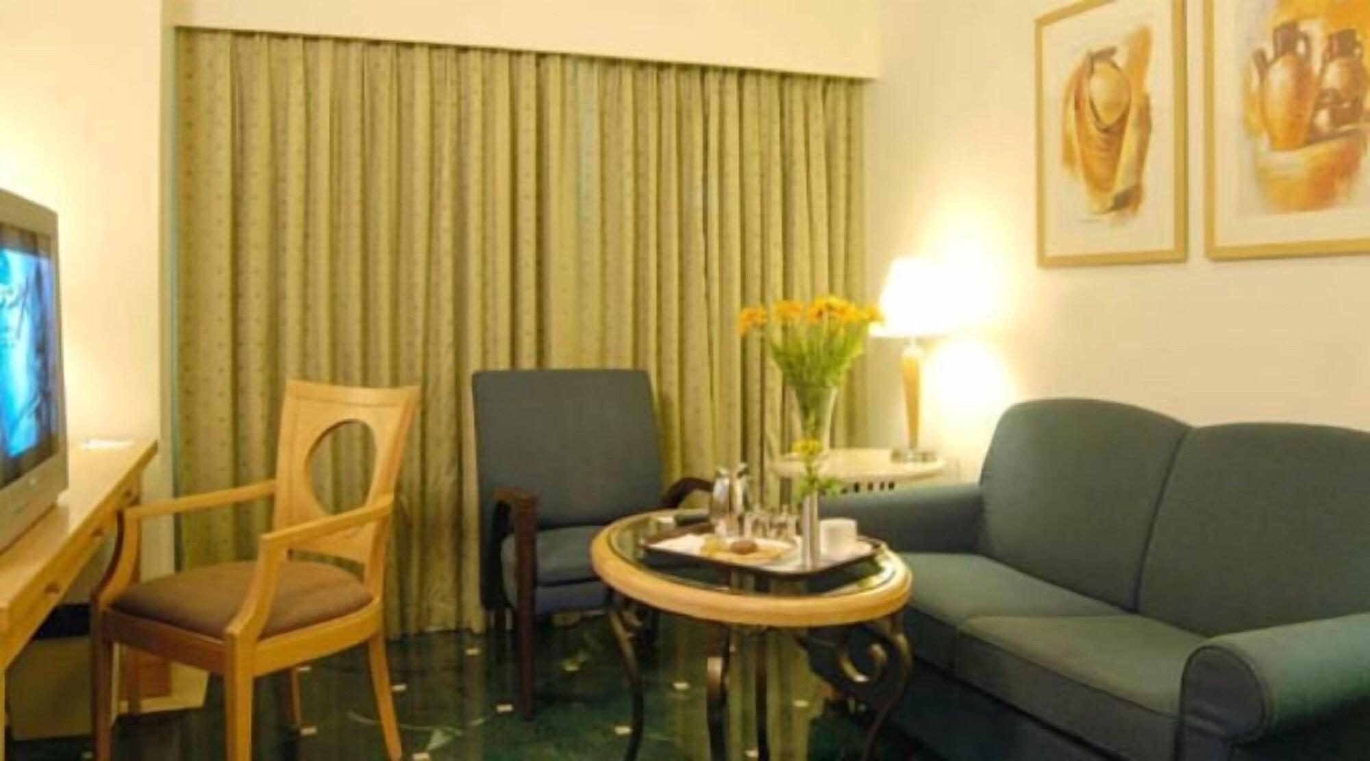 The Imperial Palace Rajkot Luaran gambar