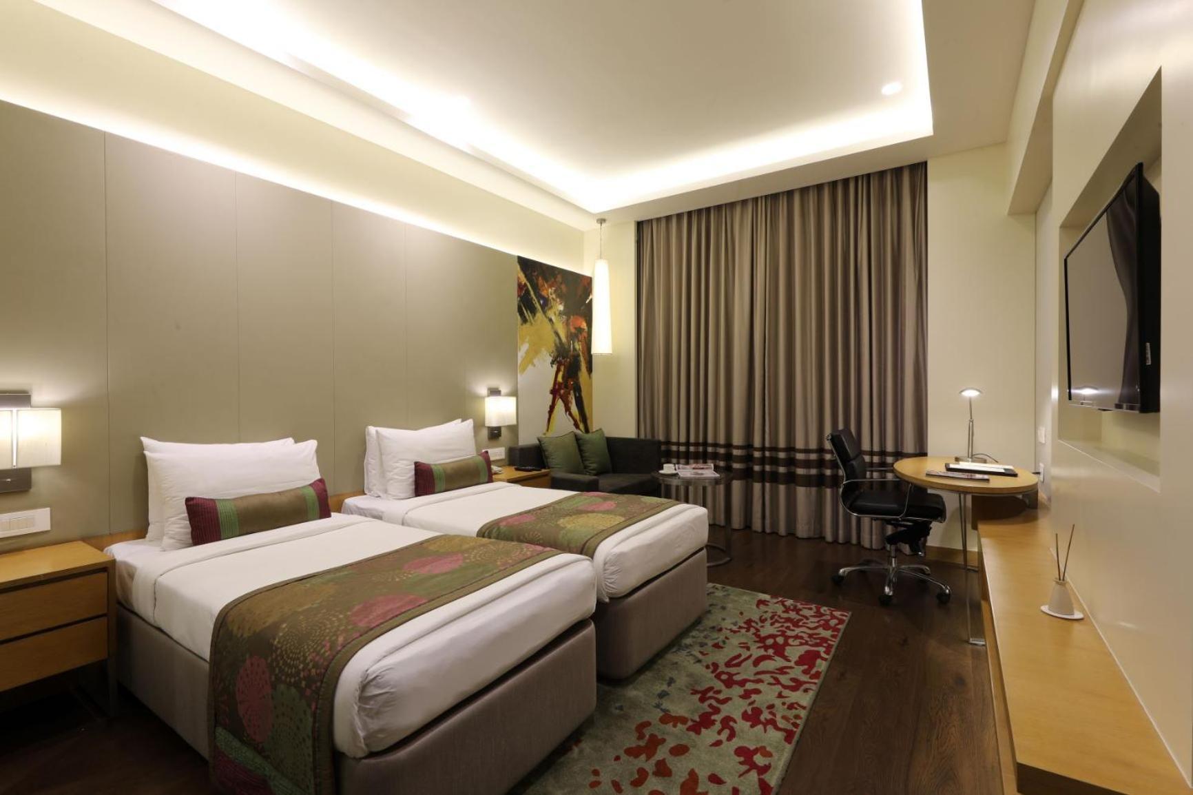 The Imperial Palace Rajkot Luaran gambar
